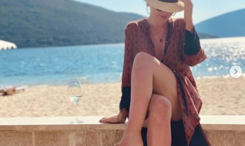 Hadise ile Mehmet Dinçerler'den Tatil Pozları! Kaslarıyla Şov Yaptı