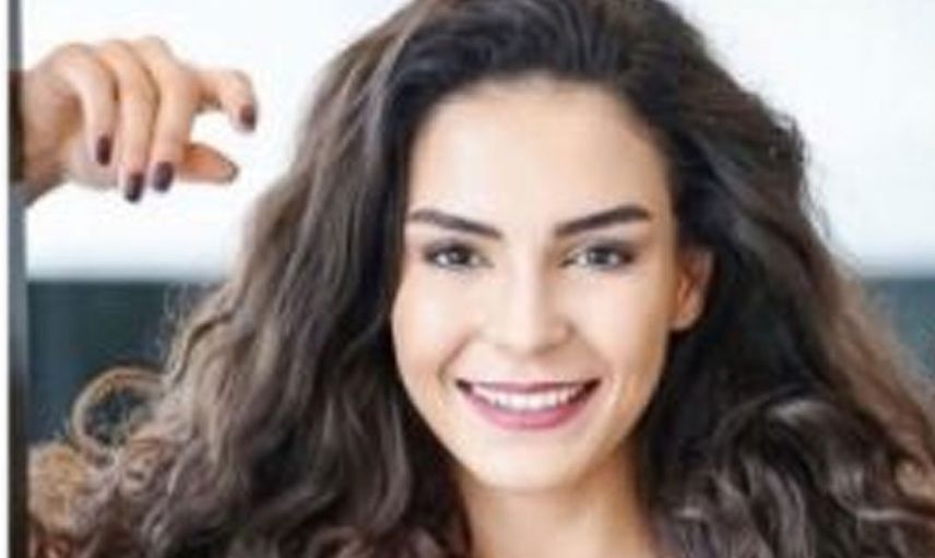 Ebru Şahin Makyajsız Halini Paylaştı Görenler Güzel Oyuncuyu Tanıyamadı