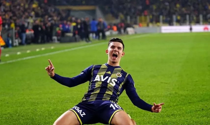 Ajax Fenerbahçe'den Ferdi Kadıoğlu'nu Transfer Etmek İstiyor!