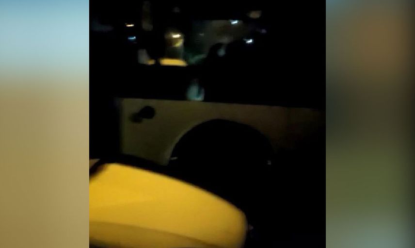 Şişli İETT otobüsünde rezillik! Şoför sevgilisiyle kimseye aldırmadan otobüsün içinde cinsel ilişkiye girdi