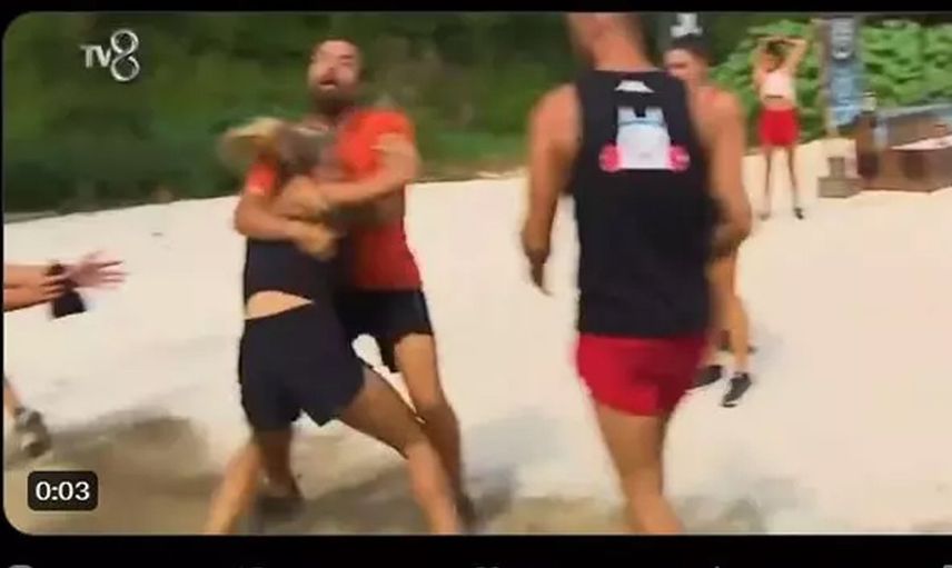 Survivor'ın son bölümüne Seda ve Pınar'ın kavgası damga vurdu: Sercan kavgayı ayırmak isterken...
