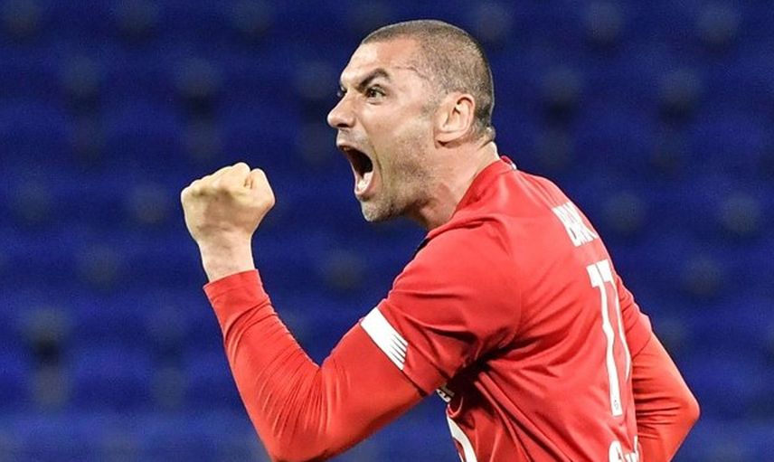 A Milli Takım'ın Yıldızı Burak Yılmaz'ın Babası Transfer Açıklamalarında Bulundu!