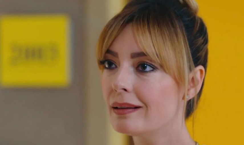 Özge Özder Kimdir?