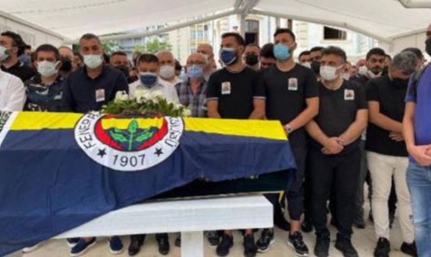 Alişan'ın Kardeşinin Cenazesine Yakın Arkadaşları Katılmadı