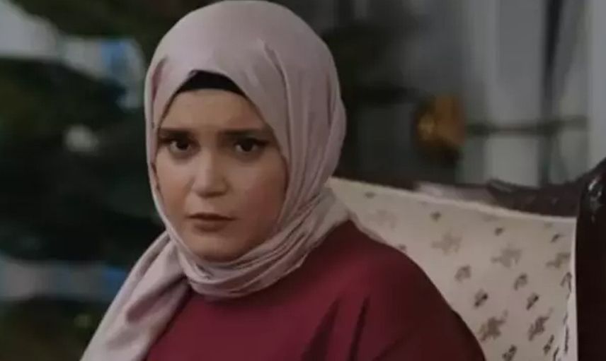 Kızılcık Şerbeti'nin başrolleri arasında öpüşme krizi: Doğukan Güngör'den Sıla Türkoğlu'na olay gönderme!