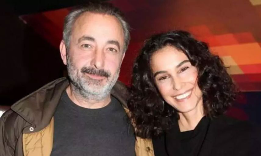 Diziden ayrılıp siyasete giren Mehmet Aslantuğ hem seçimleri kaybetti hem de evliliğinden oldu: 27 yıllık evlilik tek celsede bitti