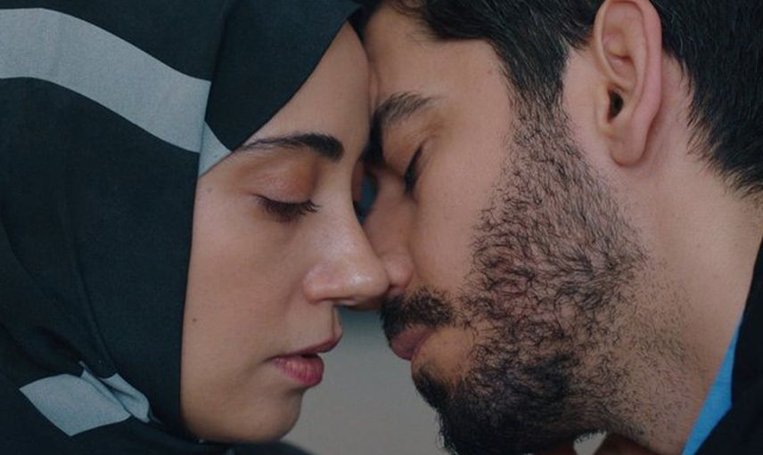 Kızılcık Şerbeti'nde Umut ve Nursema'nın yakınlaşması olay oldu! 'Bu tesettüre saygısızlık'