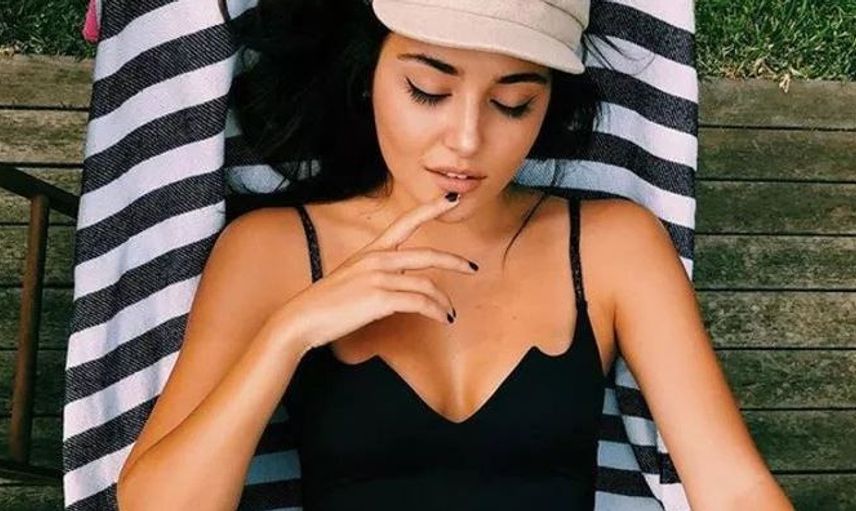 Hande Erçel'in Sosyal Medyada Çok Konuşulan 25 İlginç Paylaşımı