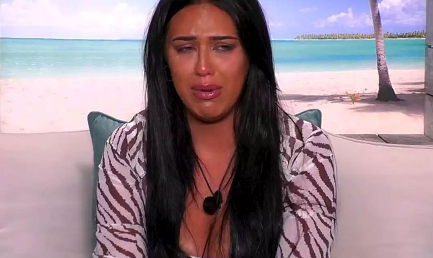 Love Island’ın Anna Vakili’si popo ameliyatı için Türkiye’ye geldi: “Cinayet mahalli gibiydi, öleceğimi sandım”