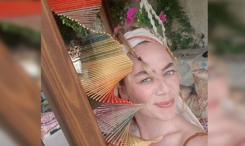 Bahar ile ekranlara dönen Demet Evgar'ın güzelliği meğer anneden mirasmış! ''Genetik güzellik!''