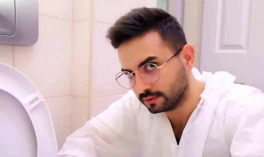 Ünlü Sunucu Kadir Ezildi Canlı Yayında Hüngür Hüngür Ağladı