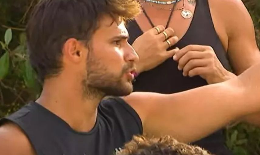 Survivor'da büyük gerilim: Avatar Atakan ve Batuhan birbirine girdi: Üzerime oturdu adam!