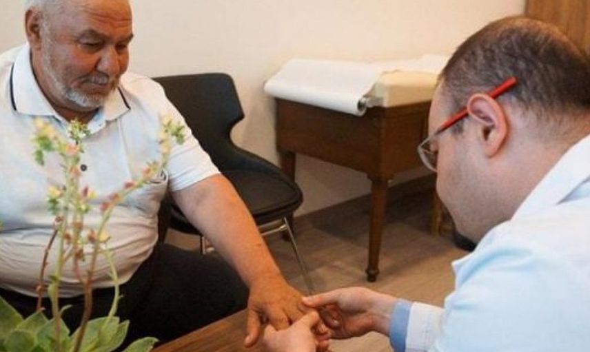 Lütfen Hastanın Yüzünü Örter Misiniz?