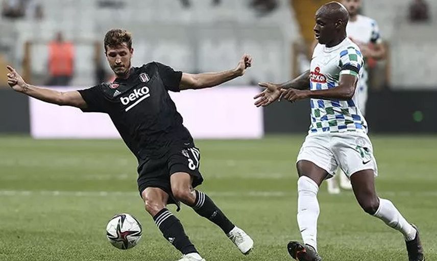Salih Uçan Hangi Mevkide Oynuyor?