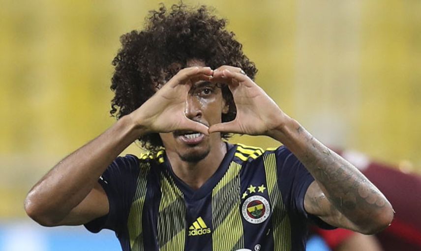 Gustavo Formayı Kaptırdı!