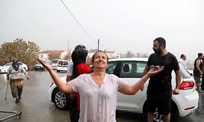 Manavgat’ta Yangının Ardından Yağan Yağmur Herkesi Sevindirdi