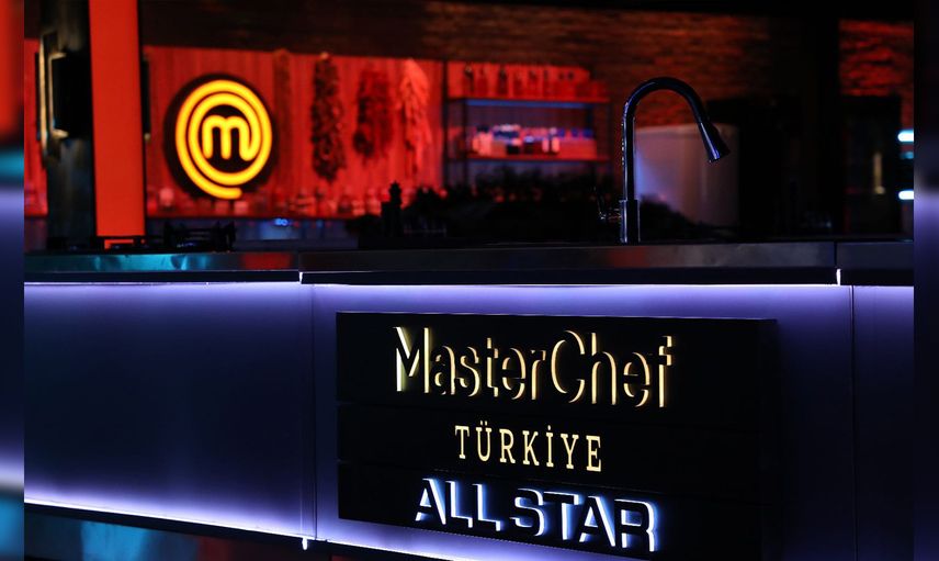 MasterChef All Star'da herkesi şaşırtan o isim şef önlüğünün sahibi oldu