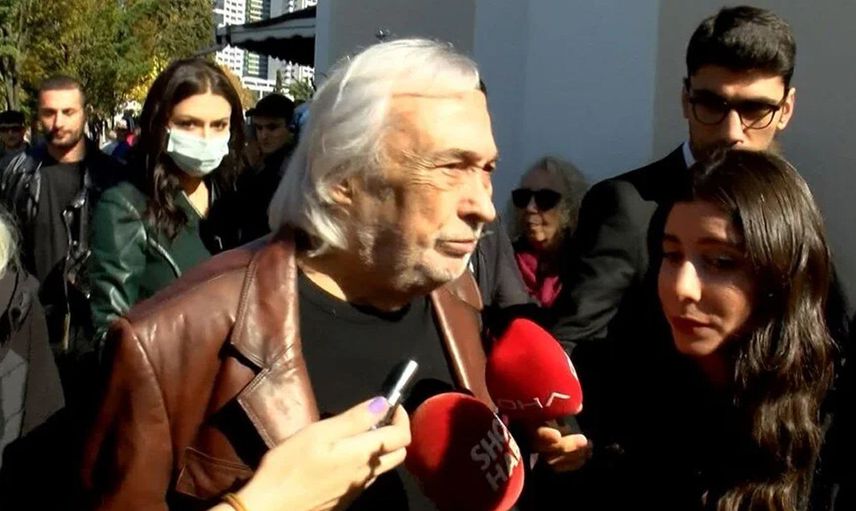Halit Kıvanç'ın oğlundan sitem dolu sözler! Babasının cenazesini şova döndürenlere verdi veriştirdi