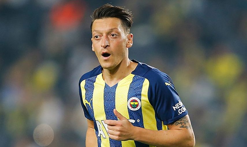 Fenerbahçeli Mesut Özil'i Endonezya'dan Transfer Etmek İstiyorlar!