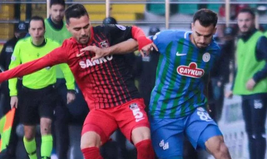 Çaykur Rizespor Teknik Direktörü Hamza Hamzaoğlu Gaziantep FK Mağlubiyetinin Ardından Transfer Açıklaması Yaptı!