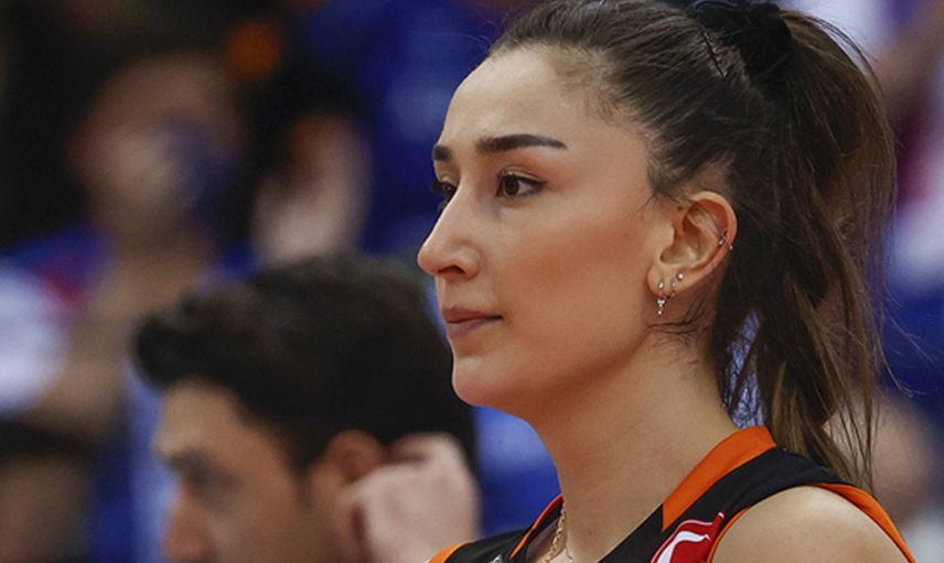 Milli voleybolcu Hande Baladın'ı yüzüne asit atmakla tehdit etmişti: Mahkemeden karar çıktı!