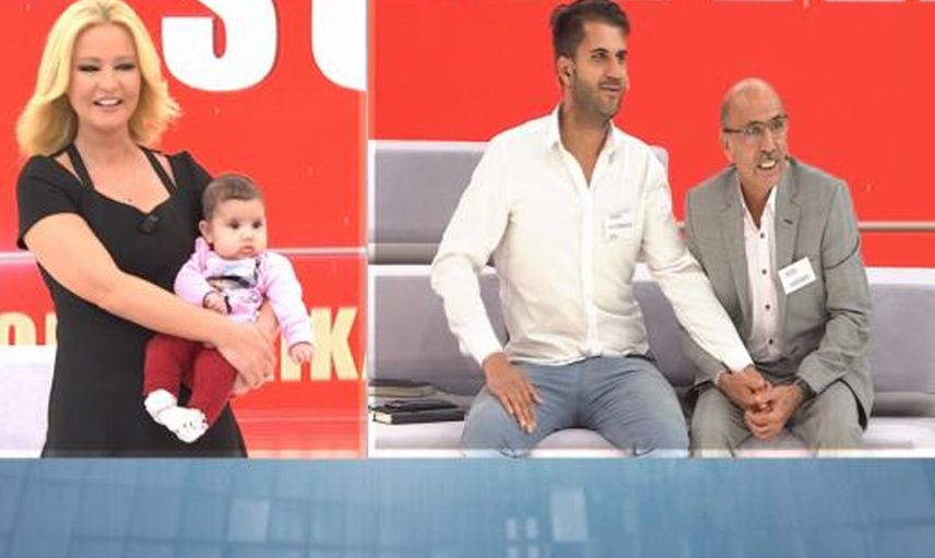 Müge Anlı Göz Yaşlarına Boğuldu! Vedat Alexander 19 Kardeşi Ve Ailesiyle Buluştu
