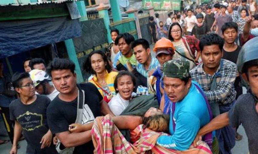 Myanmar'daki Protestolarda Onlarca Kişi Hayatını Kaybetti!