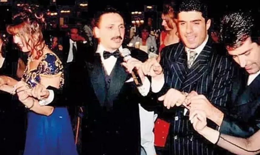 Mustafa Topaloğlu'nun oğlu Çağlayan Topaloğlu Özcan Deniz'i yerden yere vurdu: ''Eşeğin hatırı olmasa bile...''