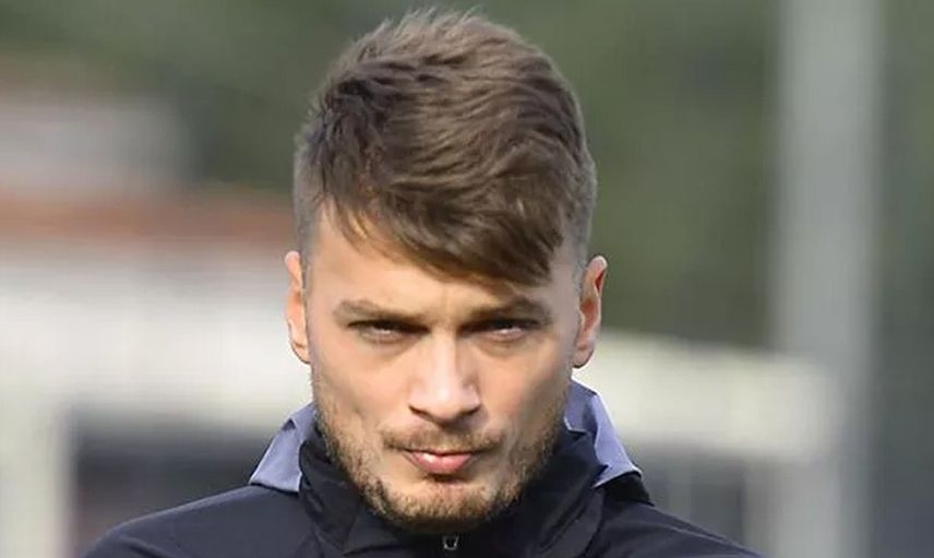 KAÇ YAŞINDADIR?