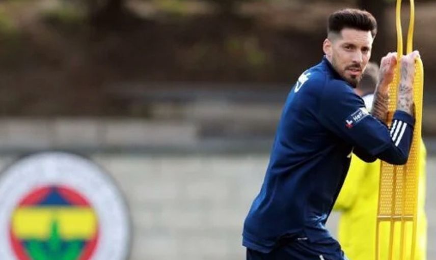 Fenerbahçeli Jose Sosa Estudiantes'e Transferi Hakkında Konuştu!