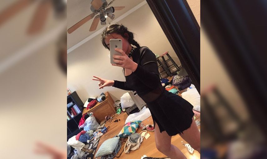 Çektiği selfie ile olay oldu! Fotoğraftaki detayı fark ettiniz mi?