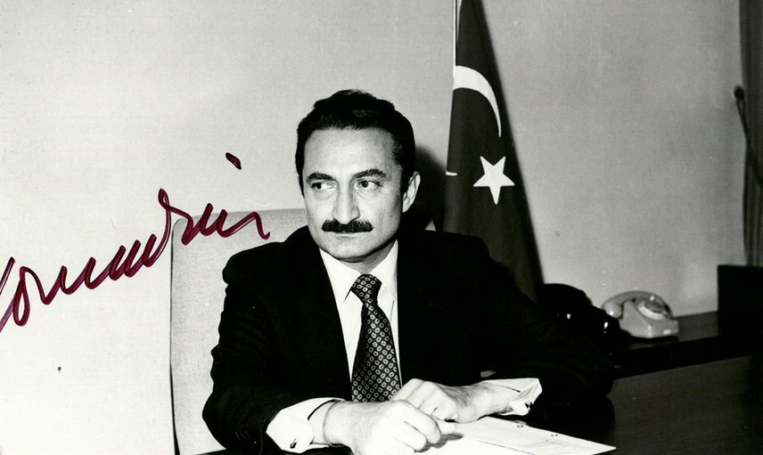 BÜLENT ECEVİT NERELİDİR?