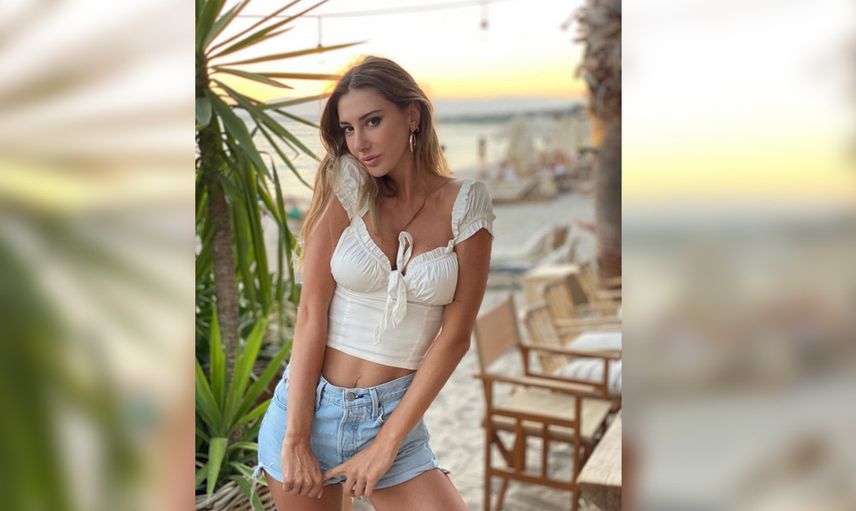 Şeyma Subaşı'nın akıl almaz kostümü tepki çekti: Striptizci ayakkabıları!