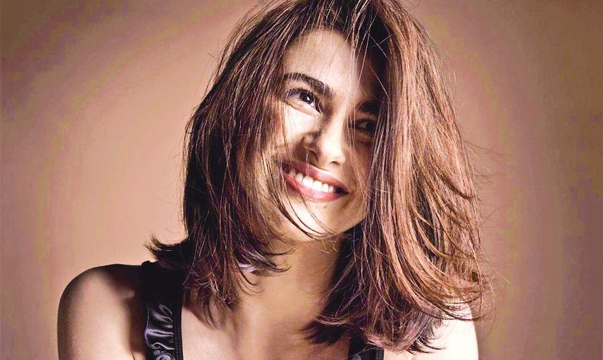 Nesrin Cavadzade de Bir Yıllık Yorgunluk Var