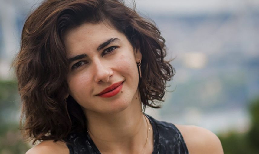 Nesrin Cavadzade de Bir Yıllık Yorgunluk Var