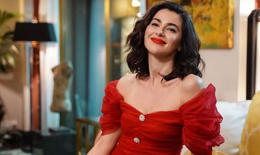 Nesrin Cavadzade'nin Makyajsız Hali Görüntülendi!
