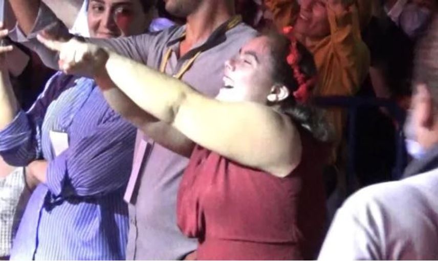 Mustafa Ceceli'den Anlamlı Jest! Hayranını Böyle Kazandı