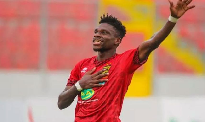 Beşiktaş golcü transferinde Franck Etouga'yı gözüne kestirdi!