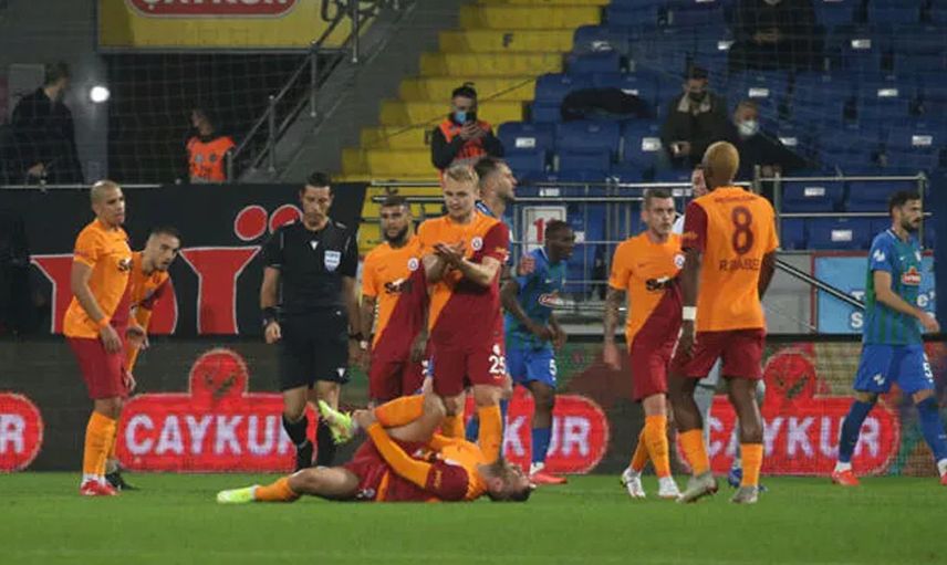 Galatasaray, Çaykur Rizespor'a Galibiyetin Ardından Olaylı Göndermelerde Bulundu!