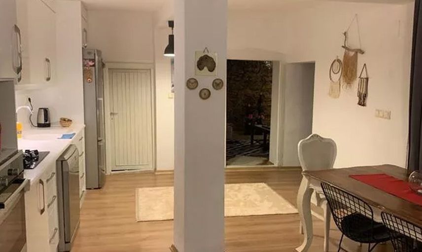 Muğla'da 50 Bin Liraya Aldıkları Evi Lüks Daireye Dönüştürdüler!