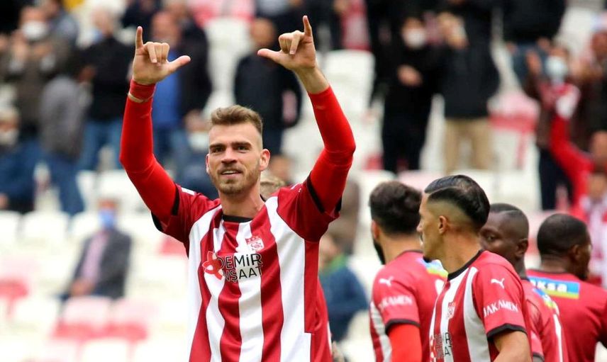Galatasaray, Dimitrios Goutas'ı Kadrosuna Katmak İstiyor!