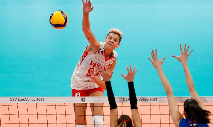 Voleybolcu Ebrar Karakurt kimdir?