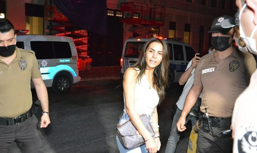 Oyuncu Ayşegül Çınar ve Sevgilisinden Bıçaklı Saldırı: 7'si Polis 12 Kişi Yaralandı