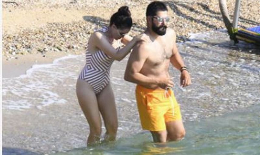 Burak Özçivit ve Fahriye Evcen Çifti Tatil Sezonunu Açtı!