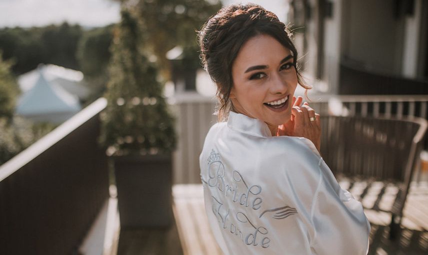 Hande Soral kimdir?