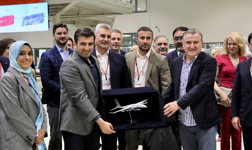 Selçuk Bayraktar destek oldu