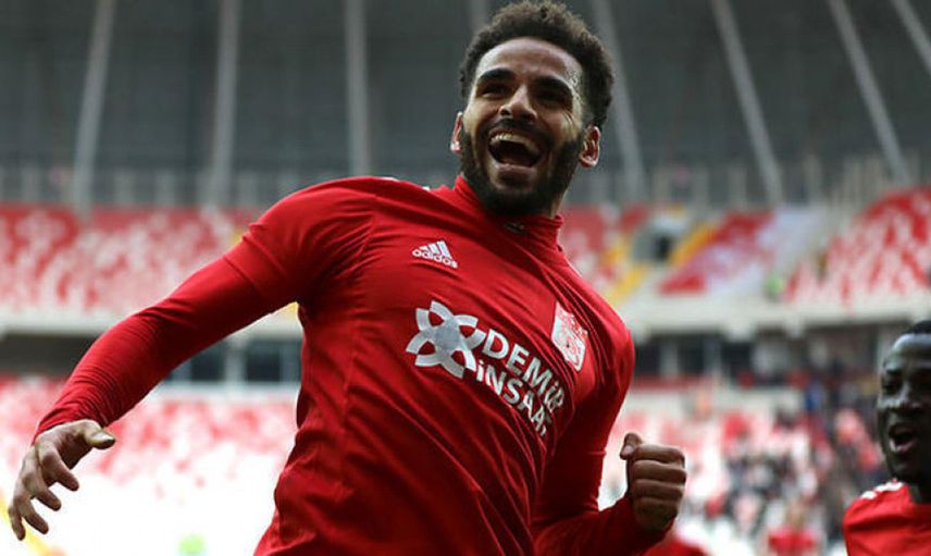 Flamengo Beşiktaş'tan Douglas'ı Transfer Etmek İstiyor!