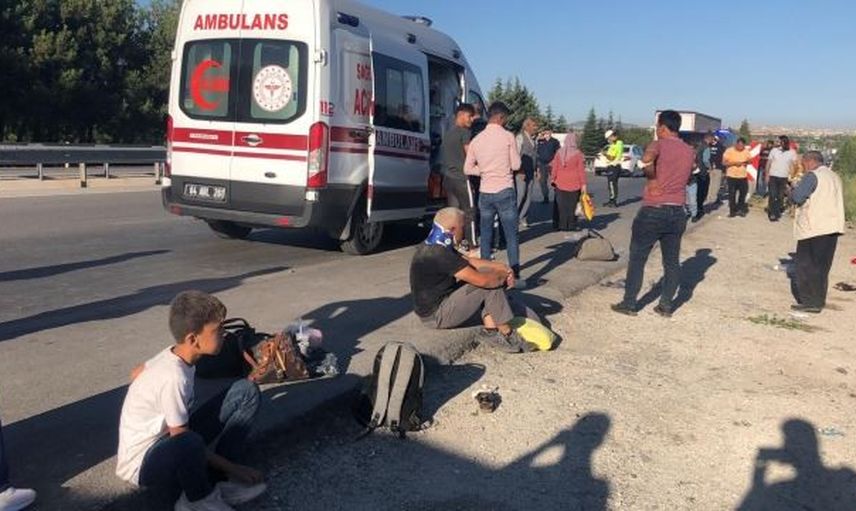 Uşak'ta Devrilen Yolcu Otobüsü ile İlgili Vahim İddia: "Şoför Uyuyordu"