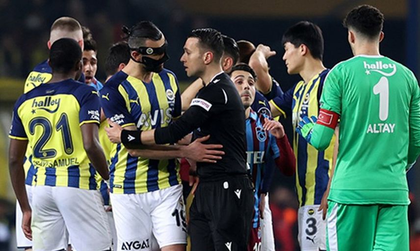Ahmet Çakar, Fenerbahçe - Trabzonsopr derbisinin hakeminin değiştirildiğini itiraf etti!