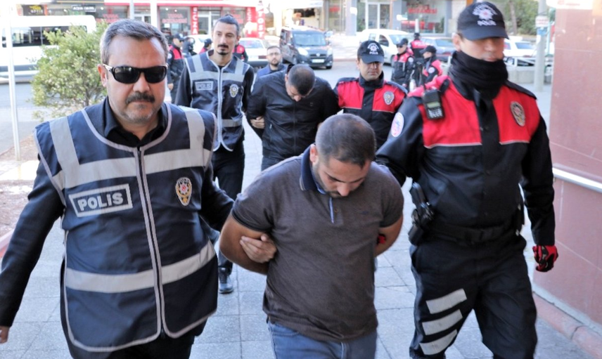 Enişte-Kayınço Bir Olup Tüm Türkiye’yi Dolandırdı!